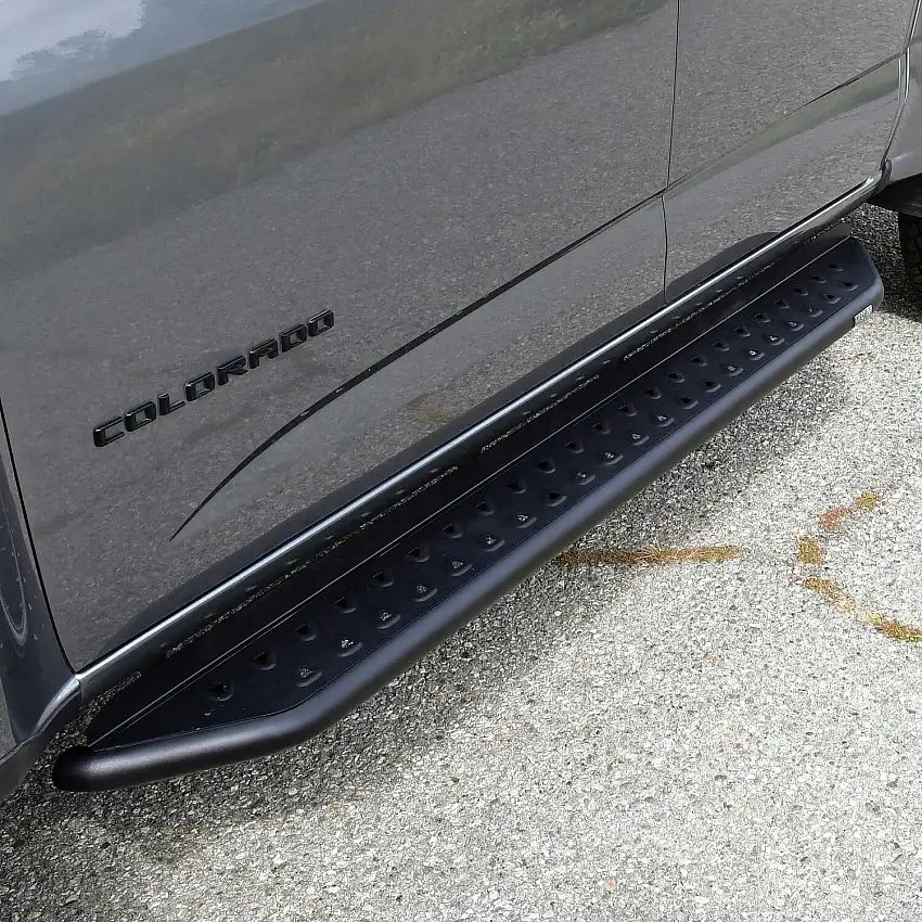 Westin Automotive 28-31015 Outlaw Running Boards