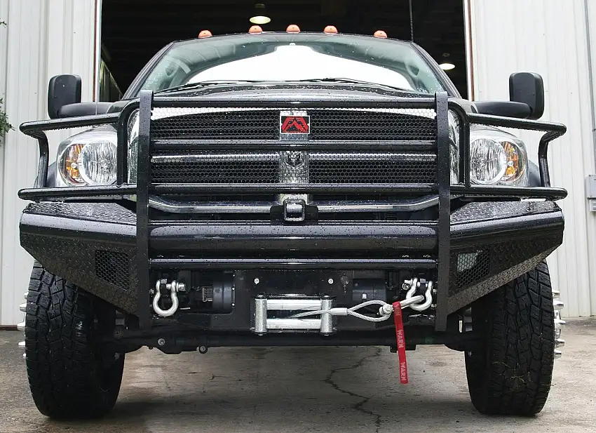 Fab Fours DR03-S1060-1 Black Steel Front Ranch Bumper