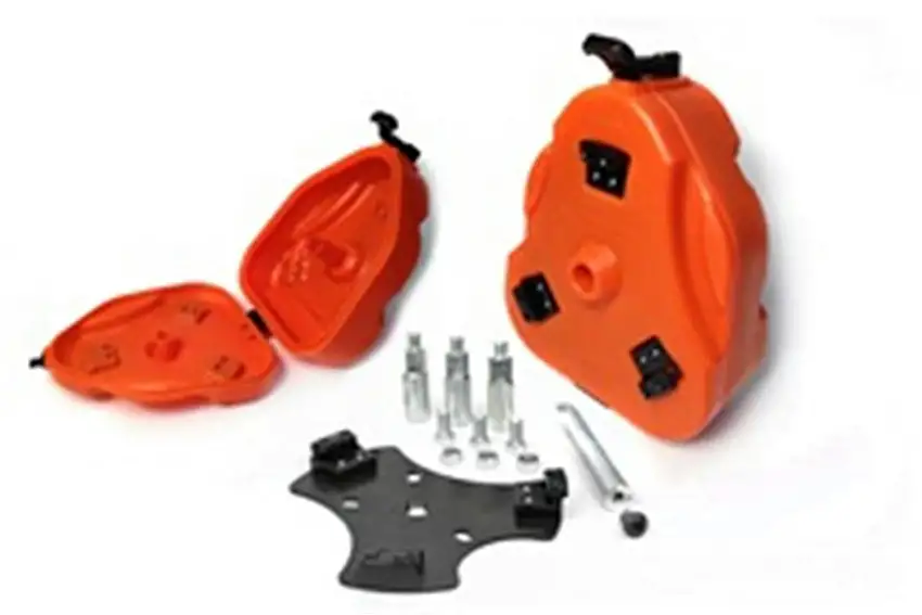 Daystar KJ71035OR Cam Can Trail Box with Jeep Spare Tire Mount