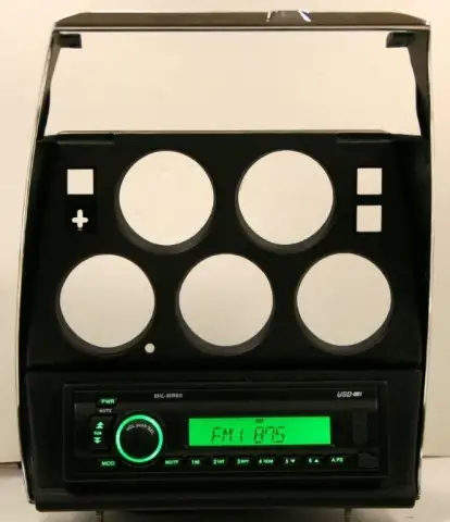 RADIO AND DIE CAST BEZEL-MILENNIA-WITH USB & AUX PORT-NO CD PLAYER-68-71 (#E13522)