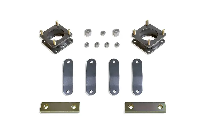 MaxTrac Suspension KS886721-4 2.5"/1" LEVELING KIT W/ SHACKLES