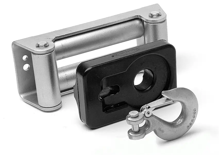 Daystar KU70039BK Winch Isolator Roller Black