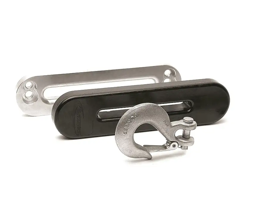 Daystar KU70046BK Winch Isolator Hawse Black
