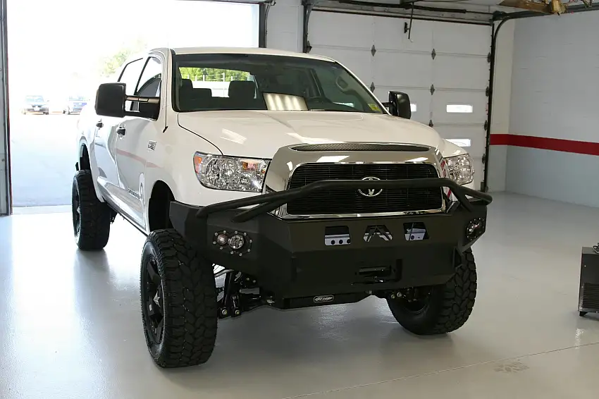 Fab Fours TT07-H1852-1 Premium Heavy Duty Winch Front Bumper