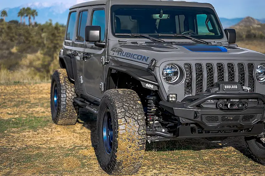 DV8 OffRoad Spec Series Tube Fenders for 18-25 Jeep Wrangler JL FDJL-06